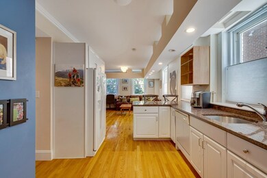 28 James St unit B, Brookline, MA 02446 - photo 2