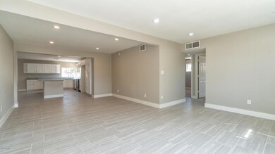 2716 W Echo Ln-7