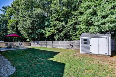 44 Edgewood Ave, Nashua, NH 03064 - photo 4