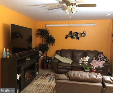 103 Waterland Ct, Frederick, MD 21702 - photo 2