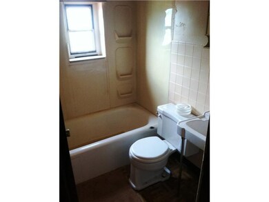 Master Bath/Spa. 2nd floor