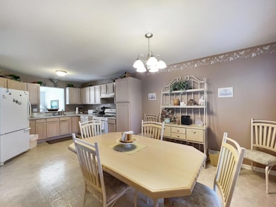 2937 Freedom Cir, Crown Point, IN 46307 - photo 4