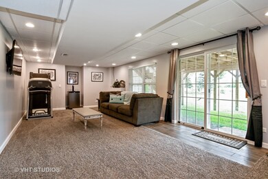 Check out this phenomenol recreation room in this 