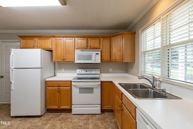7 Kitchen