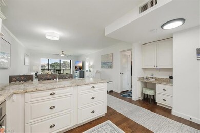 45 High Point Cir S unit 203, Naples, FL 34103 - photo 4