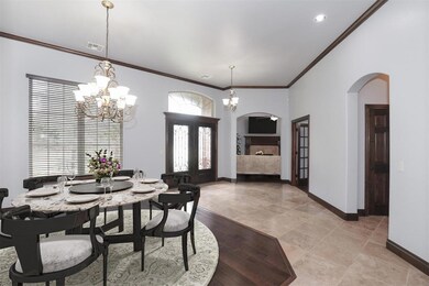 Formal Dining