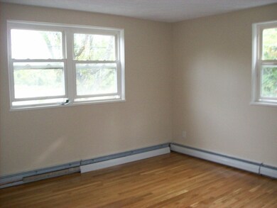 1105 Lexington St unit 11-6, Waltham, MA 02452 - photo 4