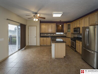 2204 S River Rock Dr, Papillion, NE 68046 - photo 6