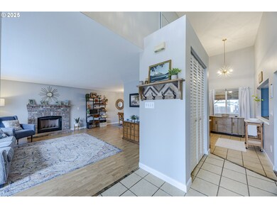 861 S 44th St, Springfield, OR 97478 - photo 5