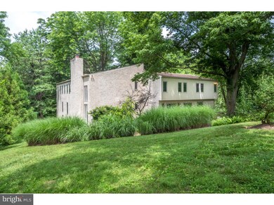 811 Stoke Rd, Villanova, PA 19085 - photo 2