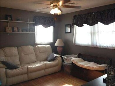 2 Roberta Ln, Lawrence, MA 01843 - photo 6