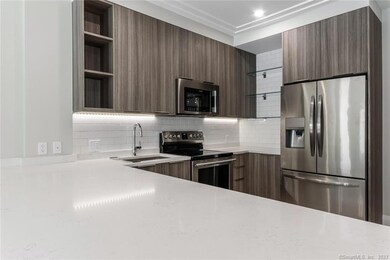 1990 Bronson Rd unit 2, Fairfield, CT 06824 - photo 5