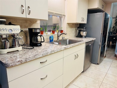 8970 Lismore Ct, Weeki Wachee, FL 34613 - photo 7