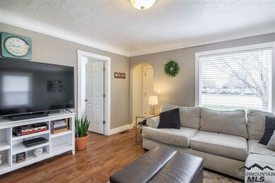 608 S Fern St, Nampa, ID 83686 - photo 5