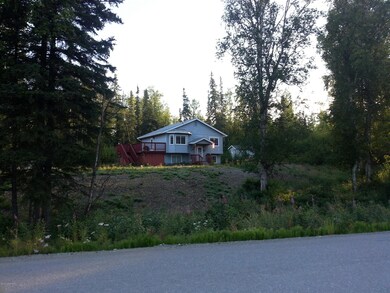 FrontHouse4