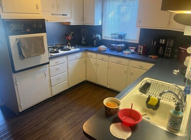 1422 Merrifield Ave, Niles, MI 49120 - photo 2