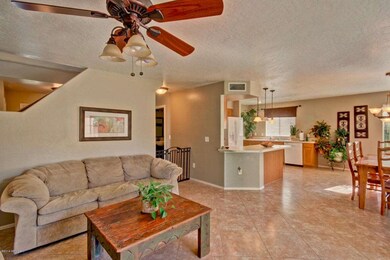 Esplanade family room dining