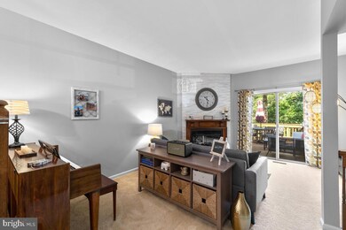 1785 Whisperhill Dr, Reston, VA 20194 - photo 7