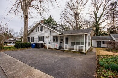 729 Wood St, Statesville, NC 28677 - photo 4