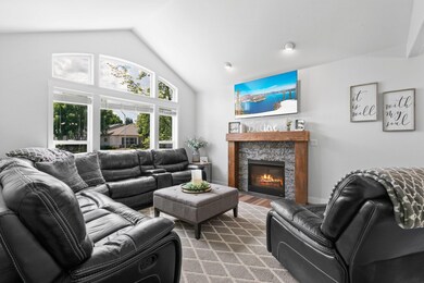 2651 Beebe Rd, Central Point, OR 97502 - photo 6