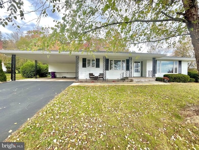 5 Fieldcrest Dr, Tunkhannock, PA 18657 - photo 2