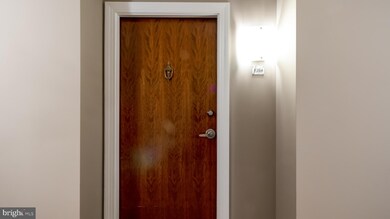 915 E St NW unit 1204, Washington, DC 20004 - photo 6