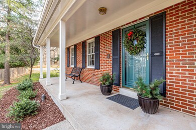 12443 Oliver Cromwell Dr, Herndon, VA 20171 - photo 7