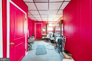 1059 Muhlenberg St, Reading, PA 19602 - photo 2