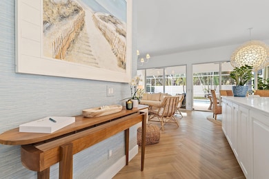 231 E Tall Oaks Cir, Palm Beach Gardens, FL 33410 - photo 4