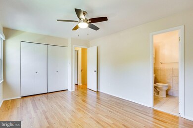 18970 Abbotsford Cir, Germantown, MD 20876 - photo 7