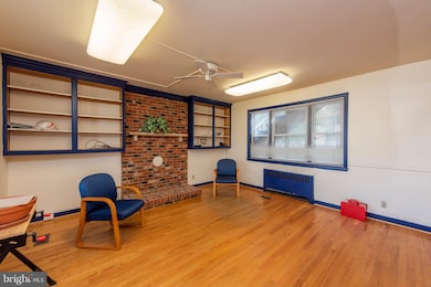 1421 Sulphur Spring Rd, Halethorpe, MD 21227 - photo 2