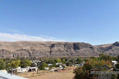 415 Jefferson St, Asotin, WA 99402 - photo 4