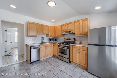 606 12th Ave unit 2, Belmar, NJ 07719 - photo 5