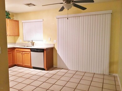 Dine-in Kitchen