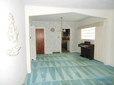 1029 Olson St, Toledo, OH 43612 - photo 6