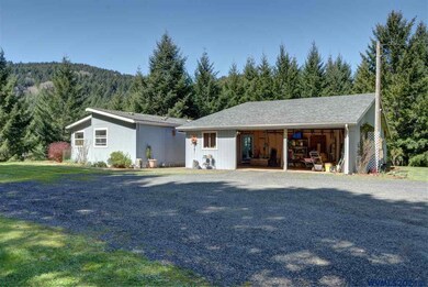 35588 Gentry St, Philomath, OR 97370 - photo 2