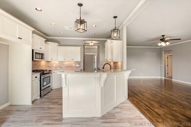 10283 S 218th East Ave, Broken Arrow, OK 74014 - photo 4