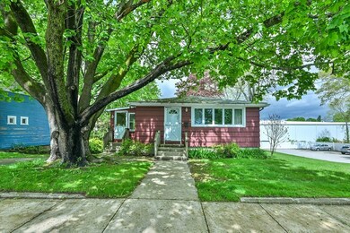 4 Elm St, Webster, MA 01570 - photo 2