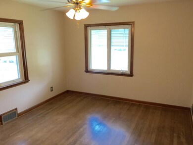 58 S Algonquin Ave, Columbus, OH 43204 - photo 7