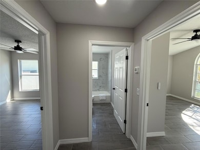 16230 Coopers Hawk Ave, Clermont, FL 34714 - photo 4