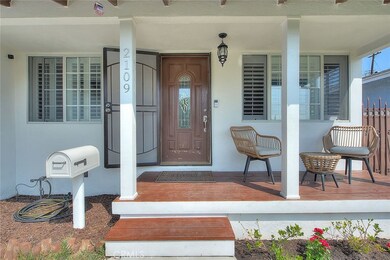 2109 W 159th St, Compton, CA 90220 - photo 4