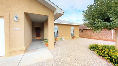 835 San Juan Dr, Alamogordo, NM 88310 - photo 3