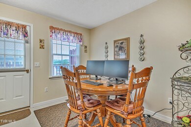 675 Beaverview DD-6