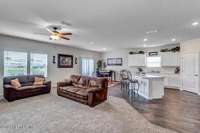 2469 Beachview Dr, Jacksonville, FL 32218 - photo 3