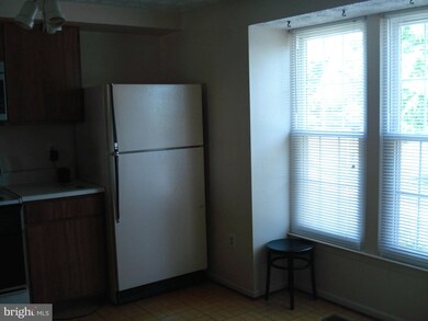 10 Burbage Ct, Nottingham, MD 21236 - photo 7