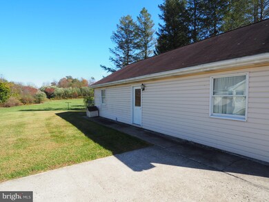 1009 Spring Rd, Andreas, PA 18211 - photo 2