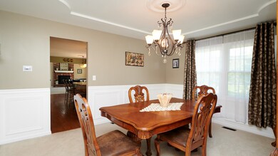 546 Arbor Ln, Oswego, IL 60543 - photo 5