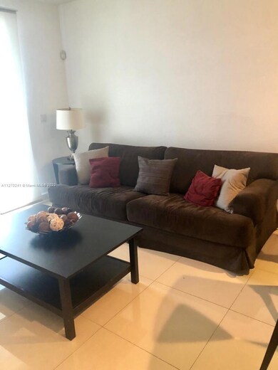 10881 NW 75th St, Doral, FL 33178 - photo 7