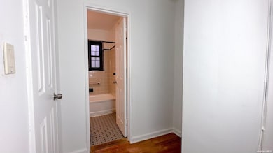102-55 67th Rd unit 2, Forest Hills, NY 11375 - photo 3