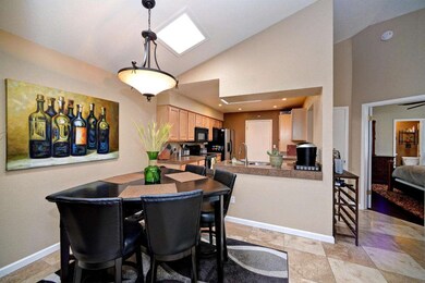 006_Dining - Kitchen